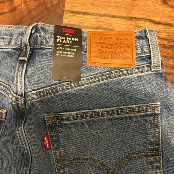 Levi’s 70s High Flare Jeans - Picture 7 of 7